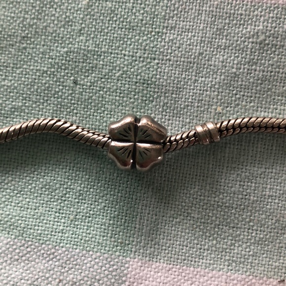 Pandora shamrock charm - Picture 1 of 1